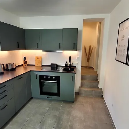 Apartman Business & Family - Zentral, 24h Check-in, Xxl Tv Siegburg