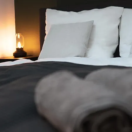 Business & Family - Zentral, 24h Check-in, Xxl Tv * Siegburg