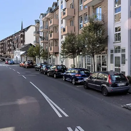 Apartman Business & Family - Zentral, 24h Check-in, Xxl Tv